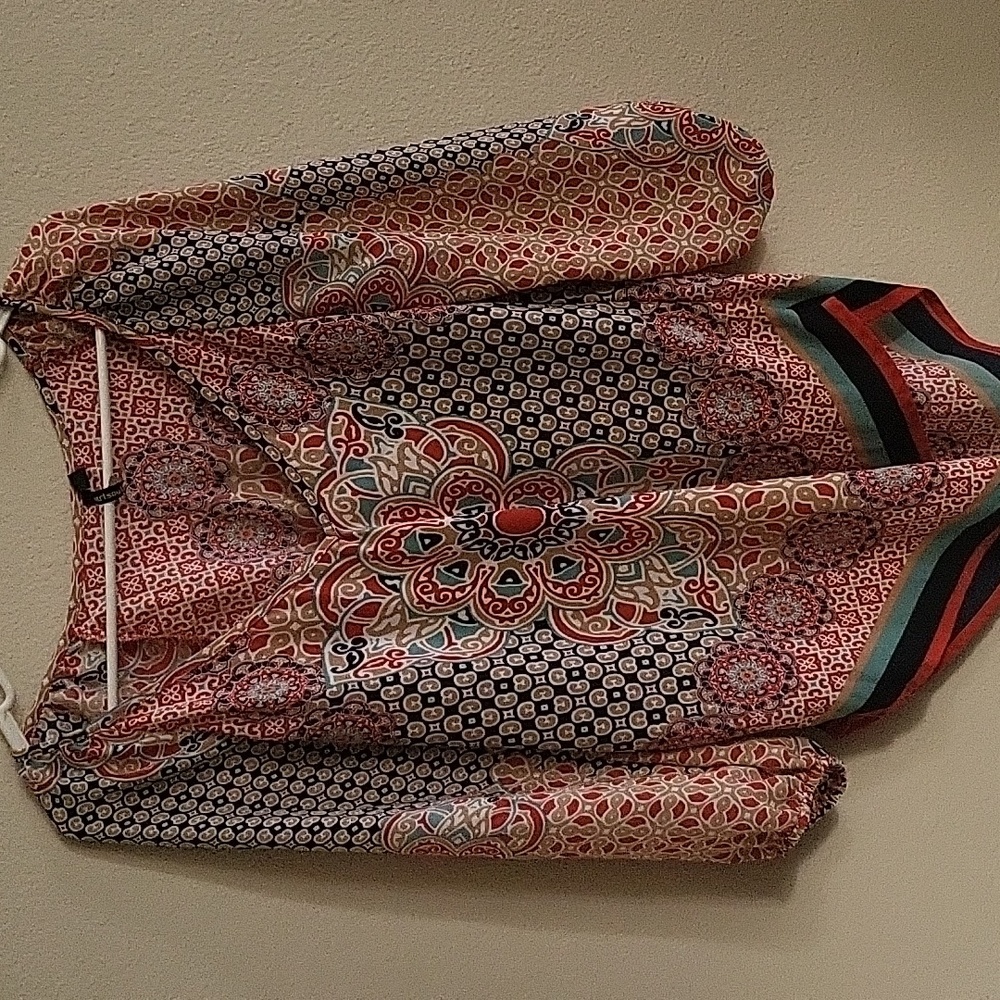 Womens top! Heart & soul